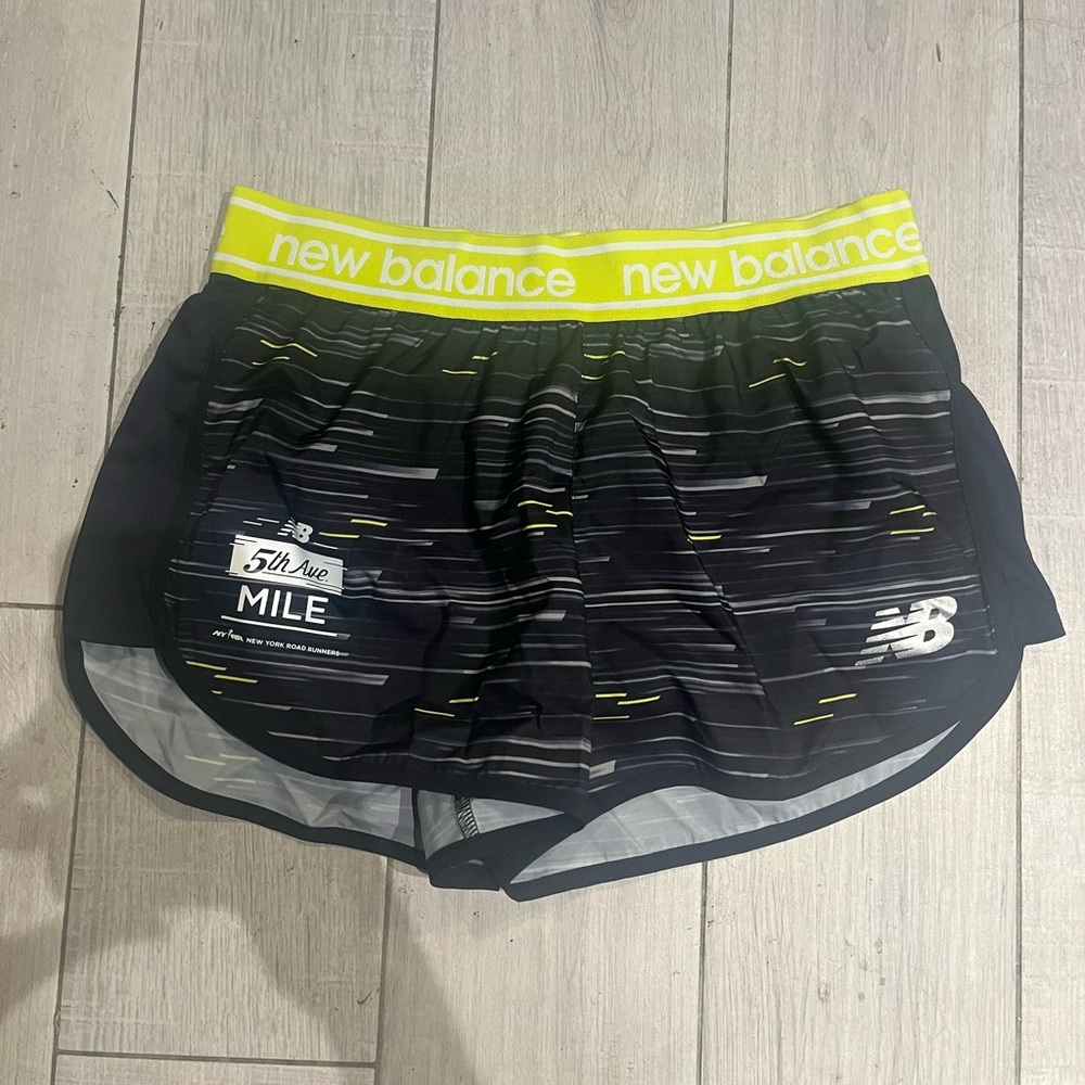 New Balance running shorts 2.5 inch inseam size small from 2022 Fifth Ave mile